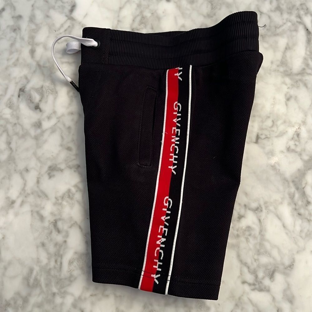 GIVENCHY SLIM FIT TRACK SHORTS 4Y